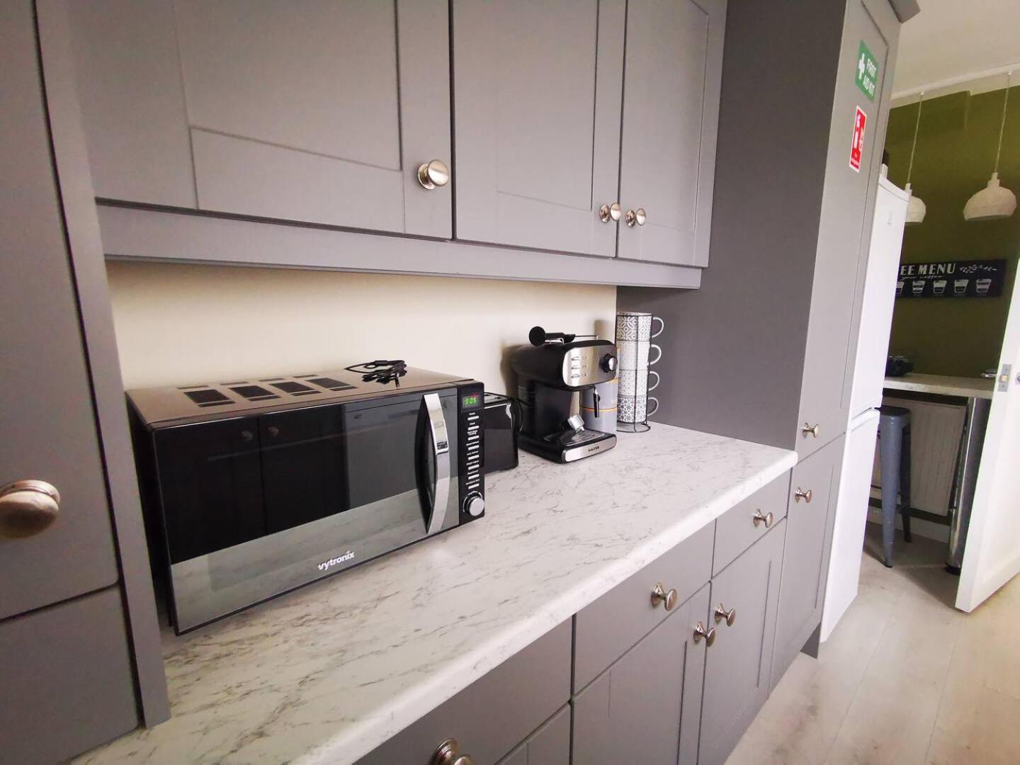 Вилла 4Br Modern Botanic House Белфаст Экстерьер фото